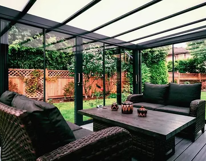 Solariums 3 saisons sur mesure au Québec 3 abri rigide et solarium