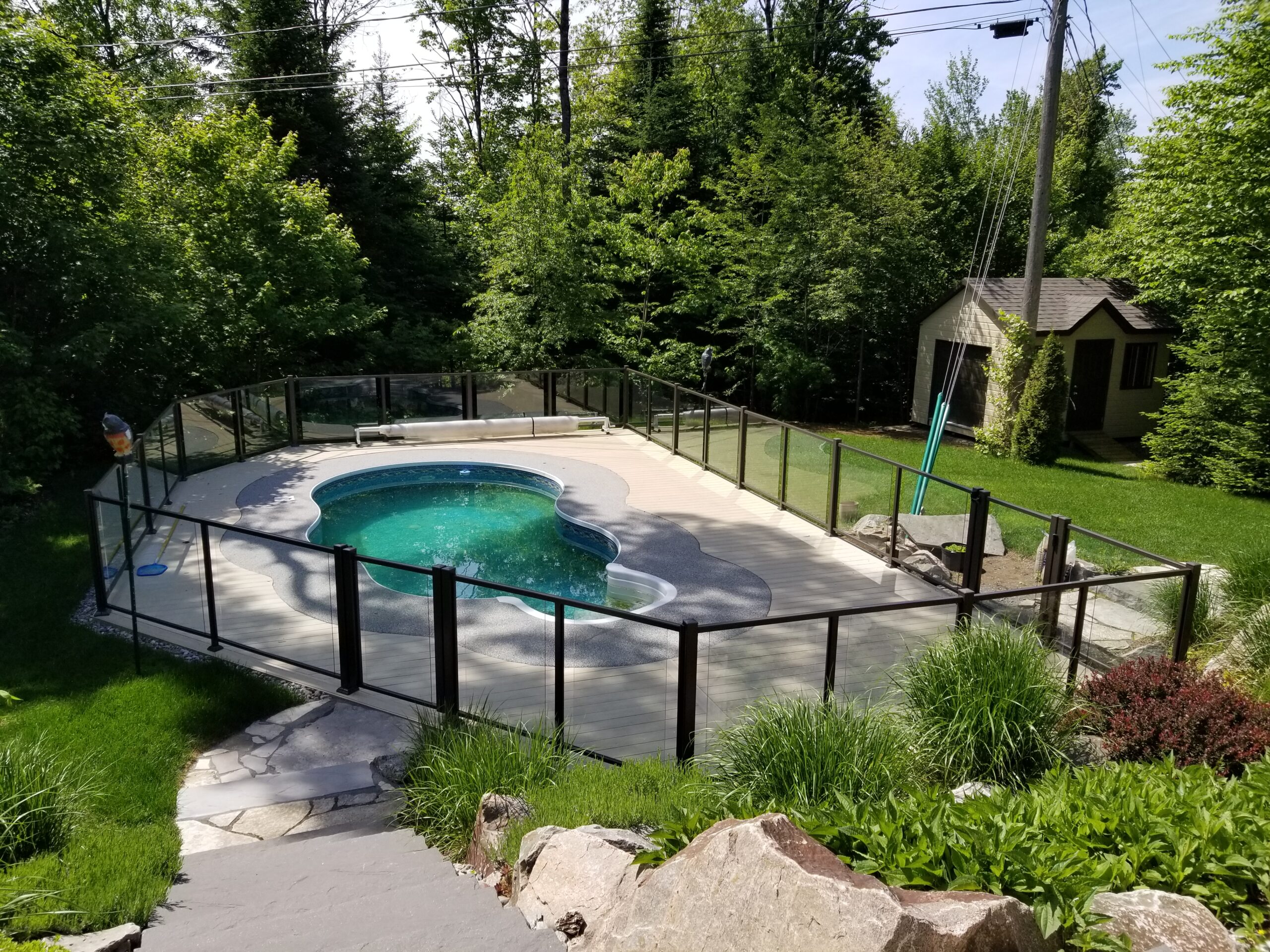 Nos produits 3 et 4 saisons pour patios, solariums et terrasses au Québec 8 cloture piscine scaled